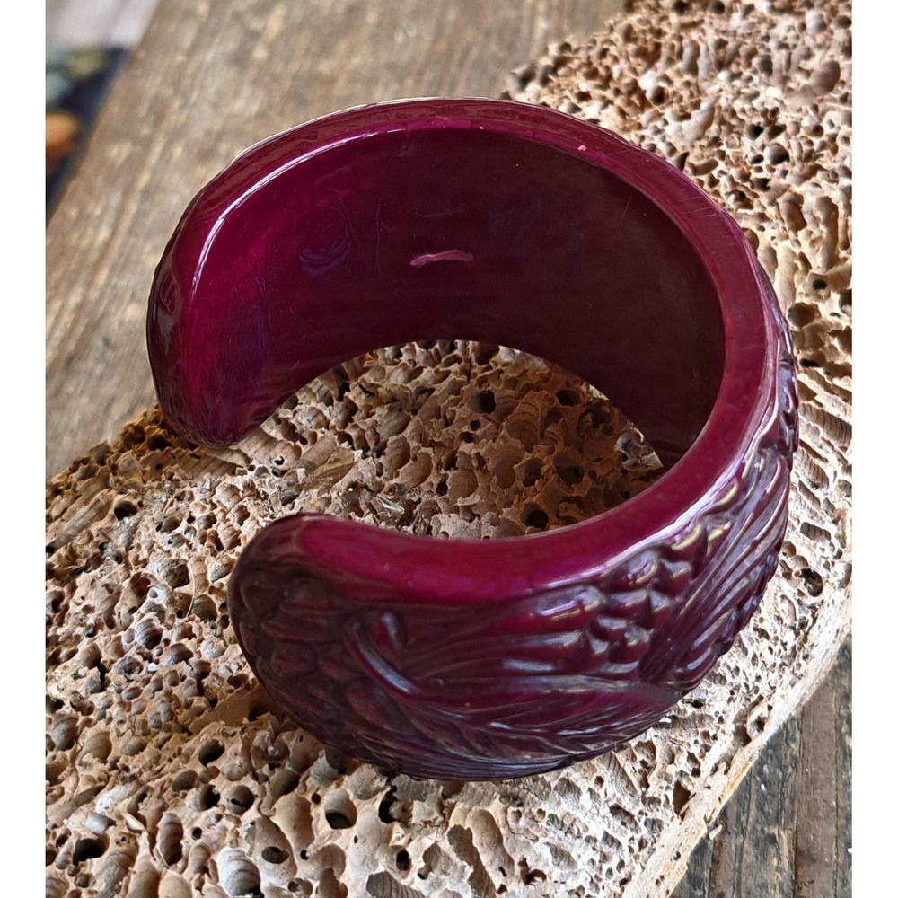 Bakelite Carved Dark Cherry Leaf Open Wide Cuff Bracelet - Picture 12 of 12